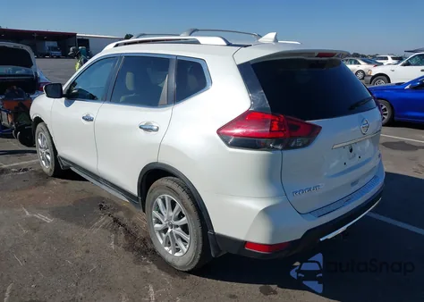 2017 Nissan Rogue Sv z USA, uszkodzony, nr VIN KNMAT2MT5HP540104